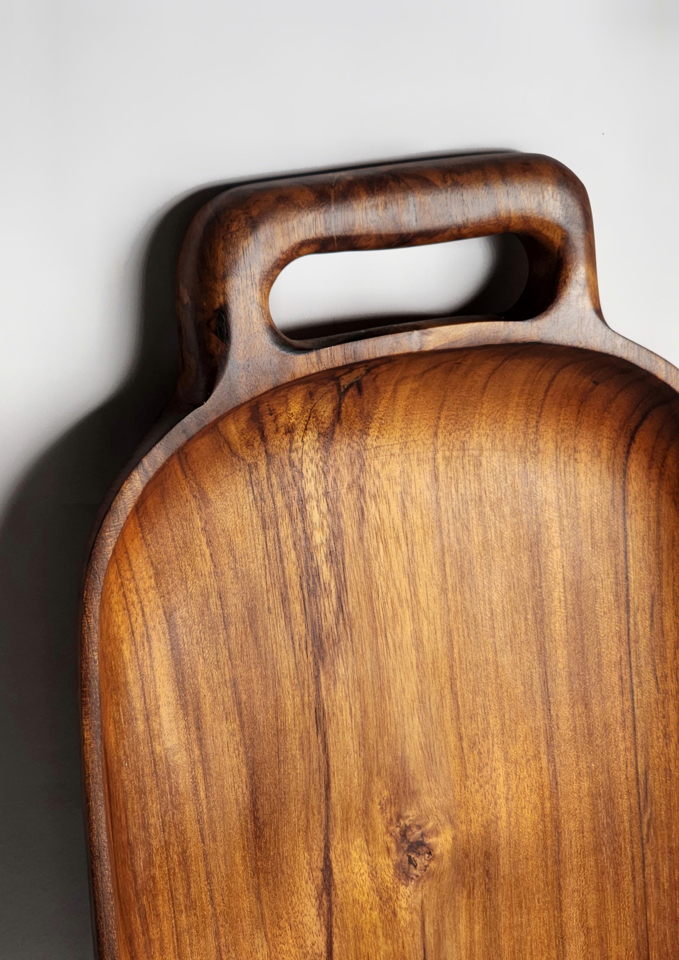 Wooden Outré Server