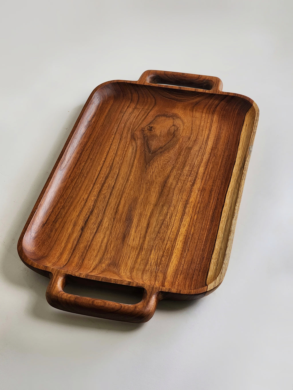 Wooden Outré Server