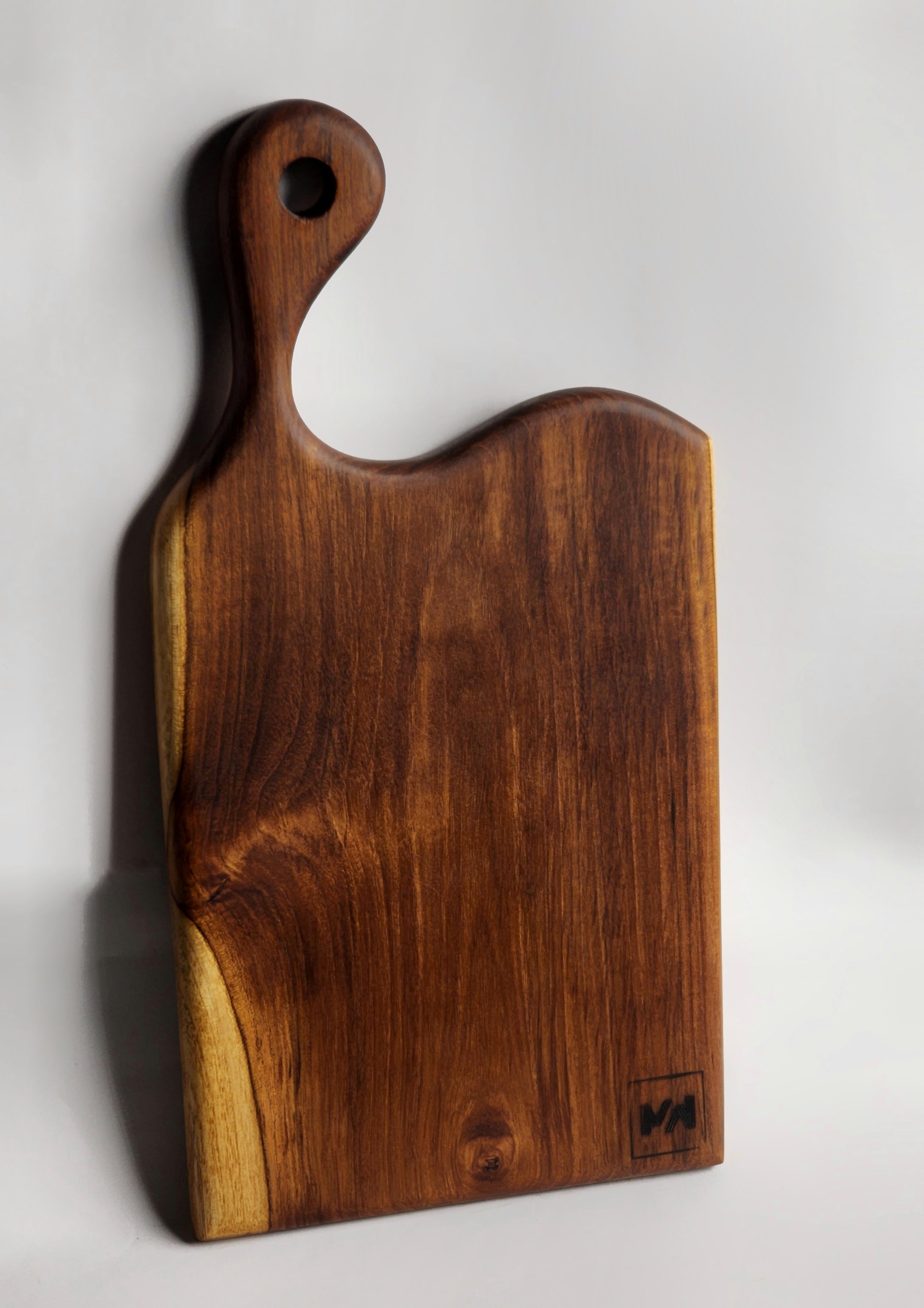 Minimal Wooden Chopping & Serving Board